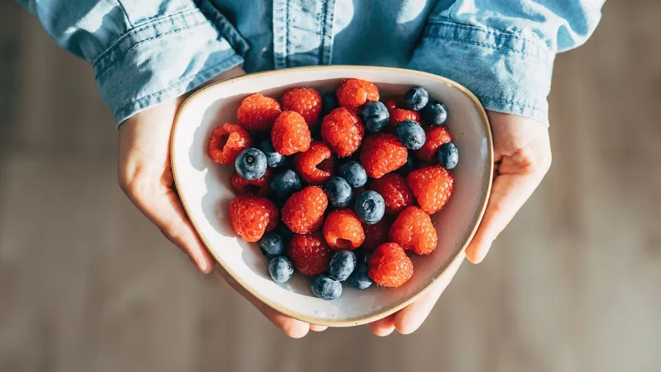 Intermittent Fasting Falls Short on Weight Loss Promises, New Review Finds