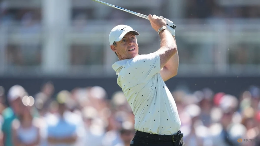 McIlroy Charges Into PGA Championship Contention With Stellar 66