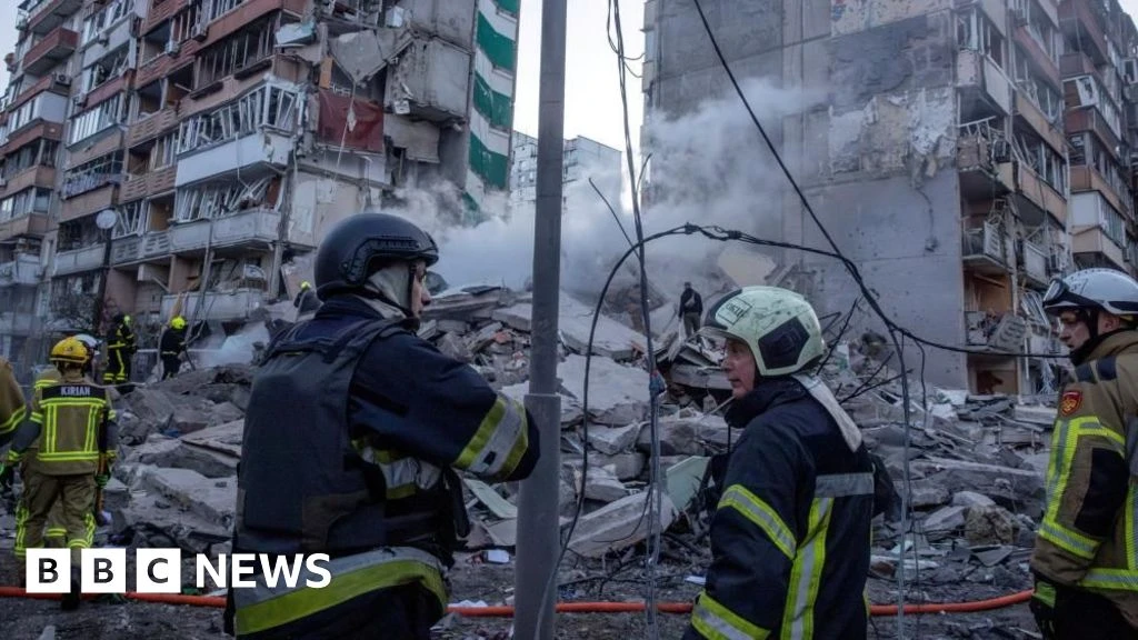 Massive Russian Strikes Pound Ukraine; Top Aide Detained in Kyiv