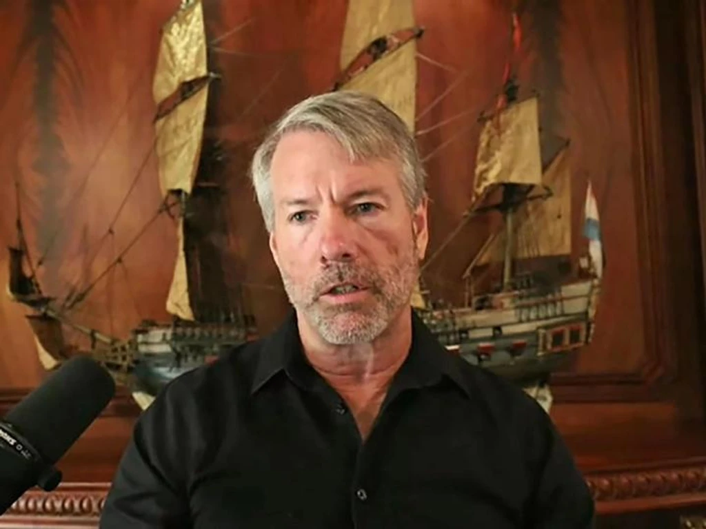 Michael Saylor Breaks Silence After Strategy Sells $2.5M in Bitcoin
