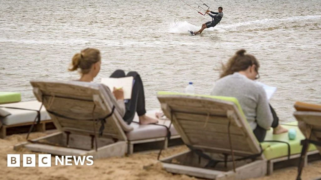 Tourism Surge in Western Sahara Raises Concerns Over Morocco's Control