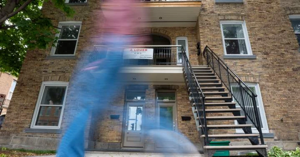 Millennials Twice as Likely as Boomers to Live with Parents