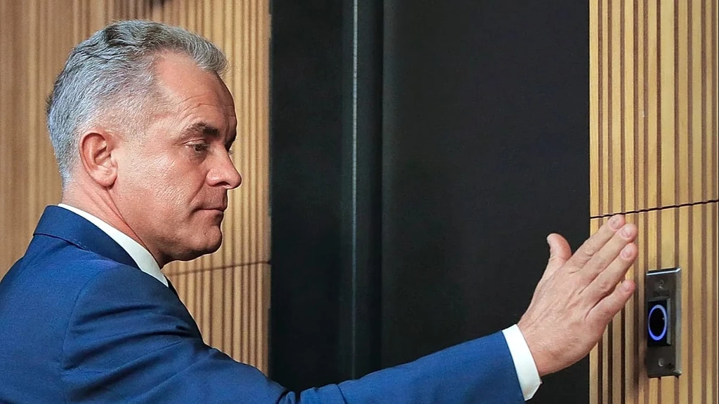 Moldovan Oligarch Vladimir Plahotniuc Sentenced to 19 Years for $1 Billion Bank Fraud