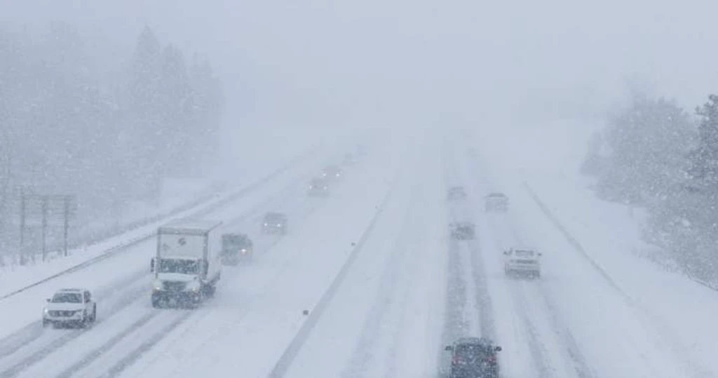 Major Winter Storm Slams Northern Ontario, Eastern Quebec