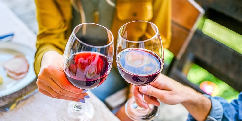 Alcohol Consumption Linked to Rising Colorectal Cancer Deaths in Young Adults