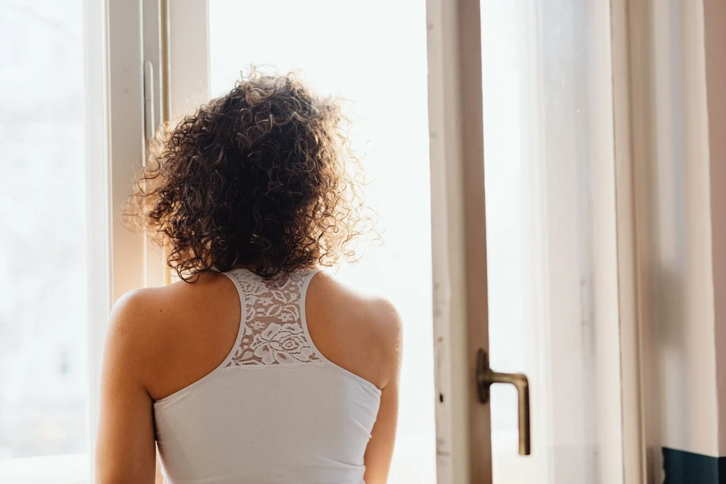 The Hidden Psychology Behind Why Weekends Can Feel More Unsettling Than Weekdays