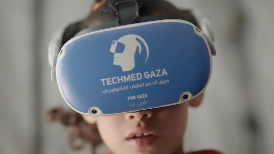 Virtual Reality Offers Escape for Gaza's War-Traumatized Children