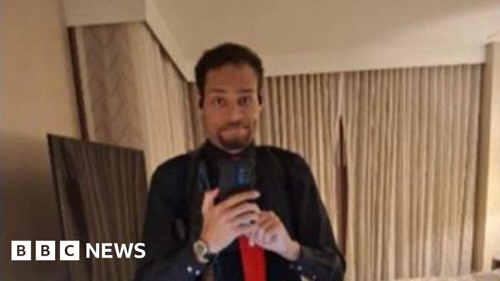 Suspect Posed with Weapons Before White House Correspondents' Dinner Attack