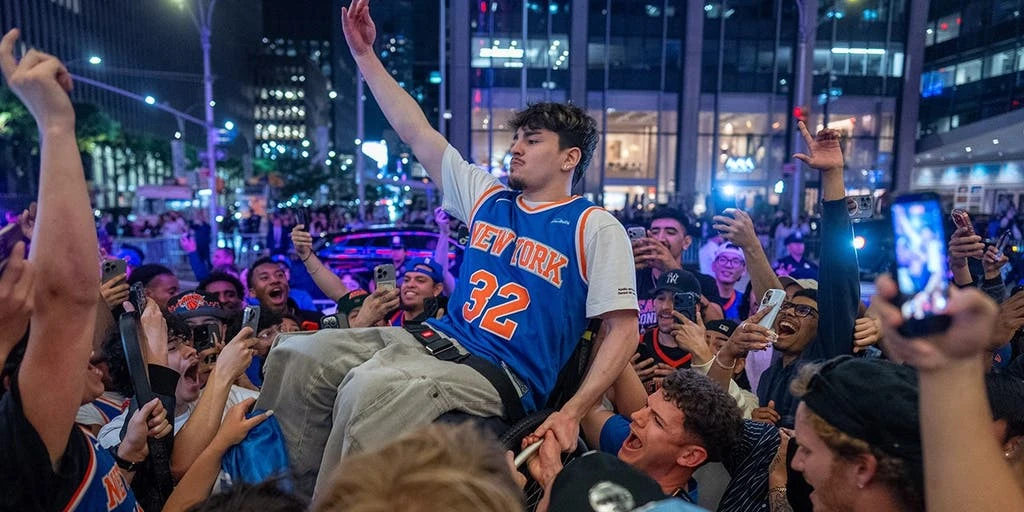 NYPD Reverses Ban, Allows Knicks Watch Party Outside MSG for Game 1