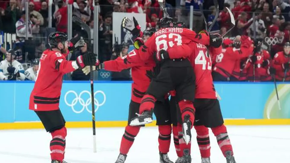 Ontario Bars Open Early for Team Canada Olympic Gold Medal Hockey Game