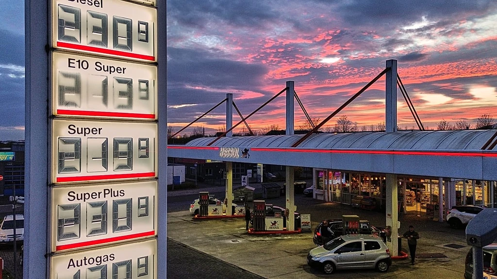 EU Warns Oil and Gas Prices Will Stay High Even After Iran War Ends