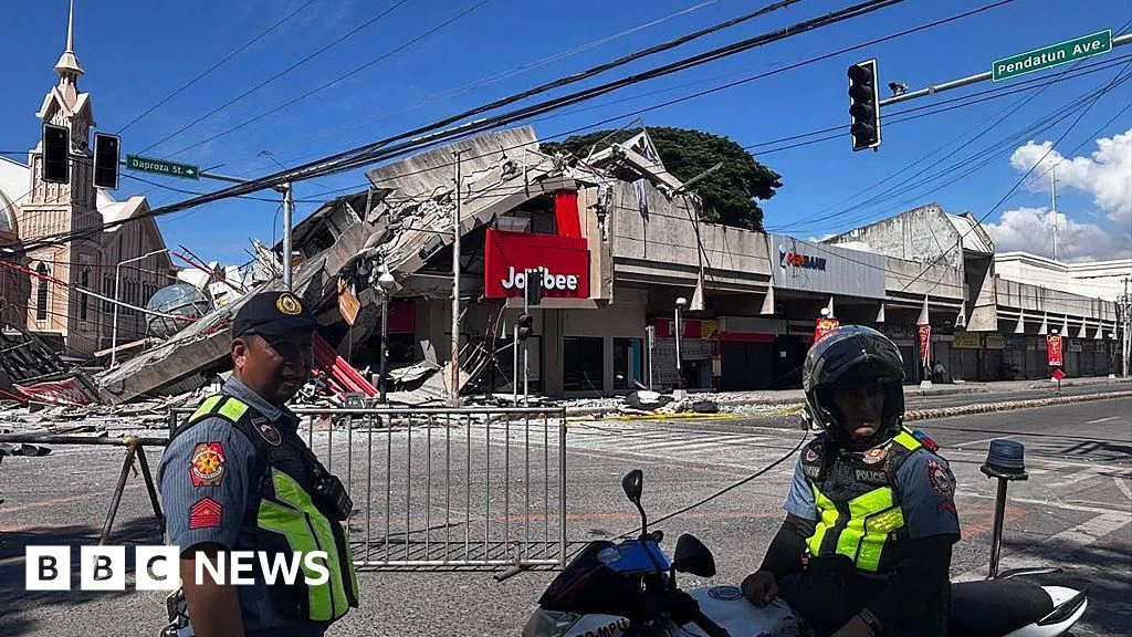 Devastating 7.8 Magnitude Quake Strikes Philippines, At Least 19 Dead