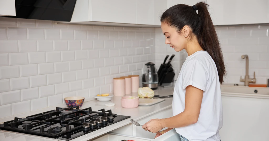 Why Compulsive Tidying Isn't About Control: A Psychological Insight