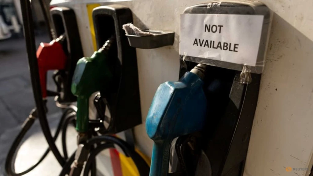 Philippines Eases Loan Deadlines for Banks Amid Energy Crisis