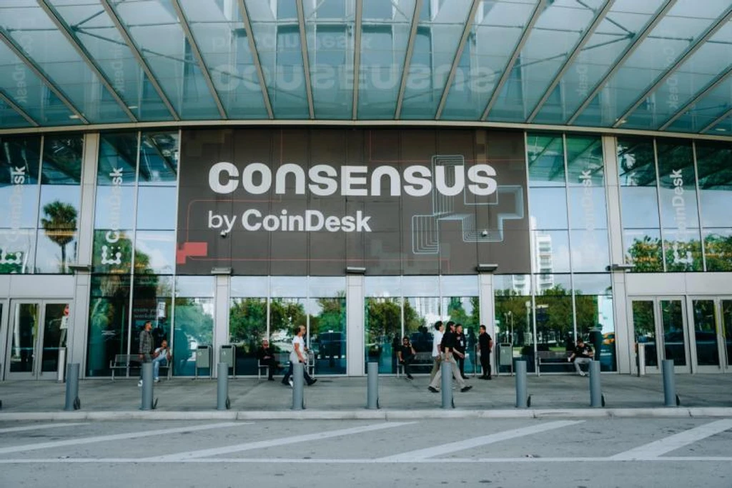 Consensus Miami 2026: White House Eyes July 4 for Crypto Clarity Act