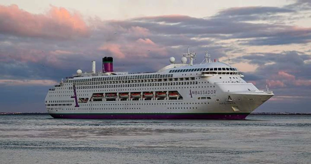 Suspected Norovirus Outbreak Confines 1,700 to Cruise Ship in France