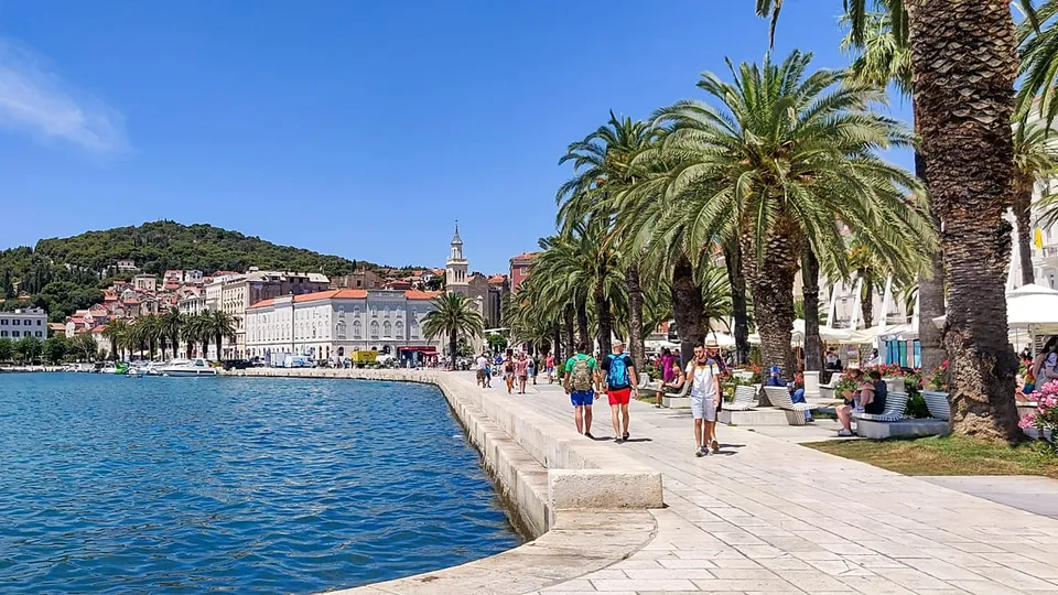 Split Implements Alcohol Sales Ban to Combat Party Tourism