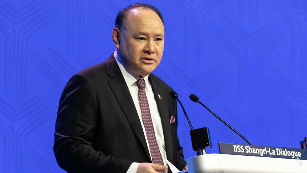 Philippines Defense Chief Urges Allies to Boost Military Spending