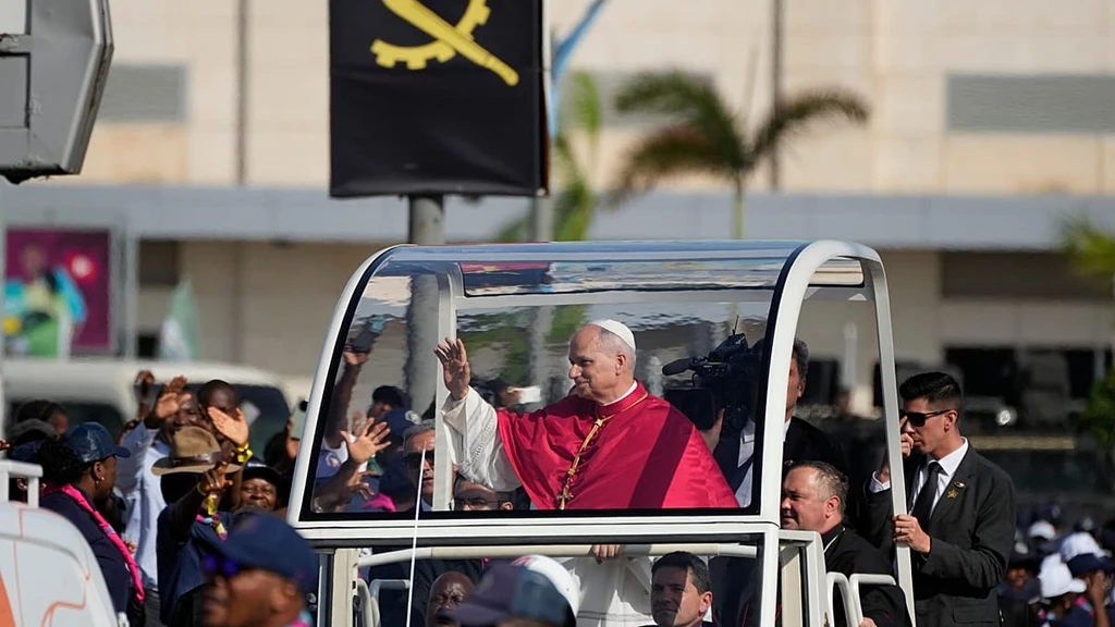 Pope Francis Concludes Angola Visit, Addressing Legacy of Slavery and Corruption