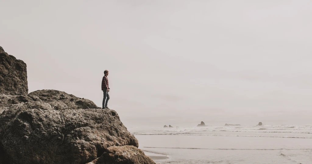 Breaking the Silence: US Men Confront Pervasive Loneliness