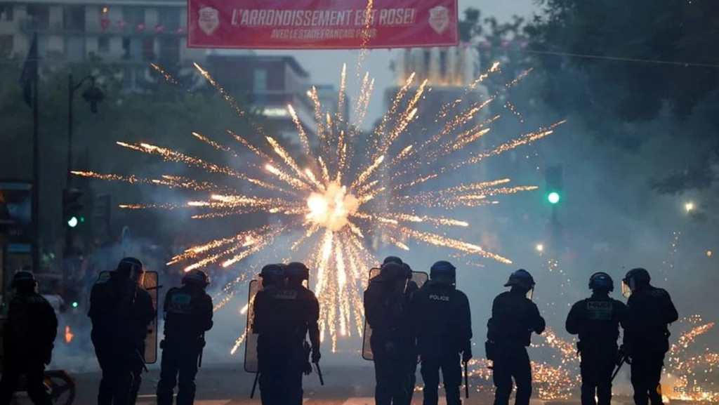 PSG Wins Second Consecutive Champions League; 22,000 Police Deployed in Paris