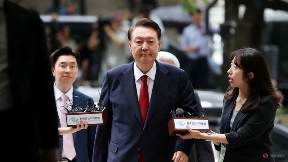 Ex-President Yoon Sentenced to Life, Apologizes for Martial Law Decree