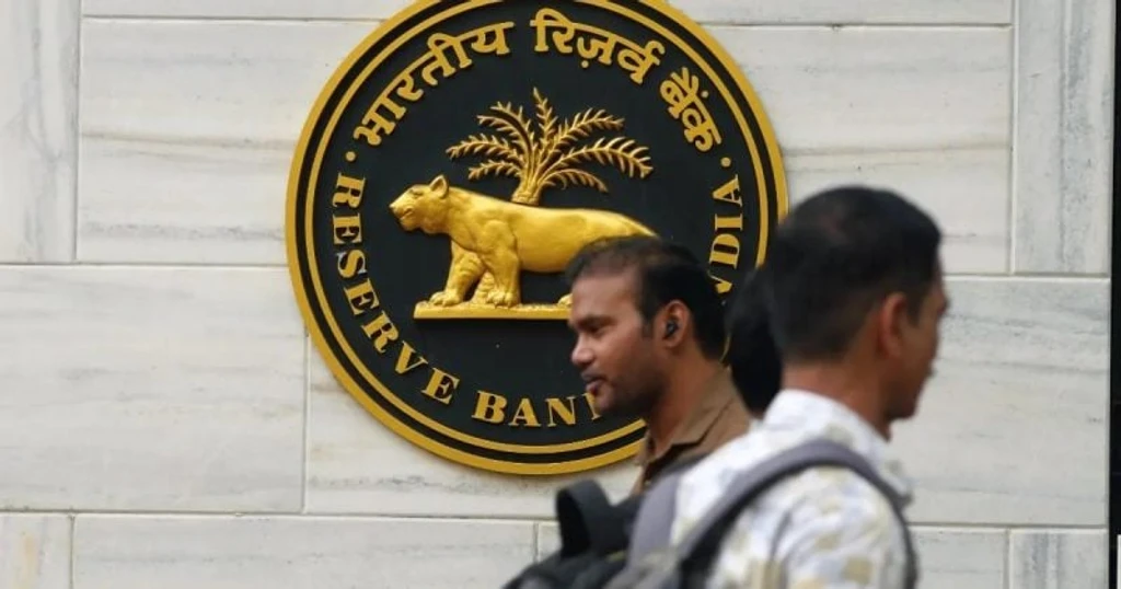 India's Forex Defense Hits $110 Billion as Rupee Weakens