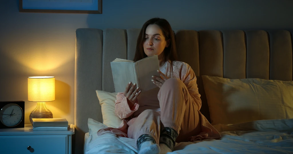 Reading Before Bed Rewires the Brain