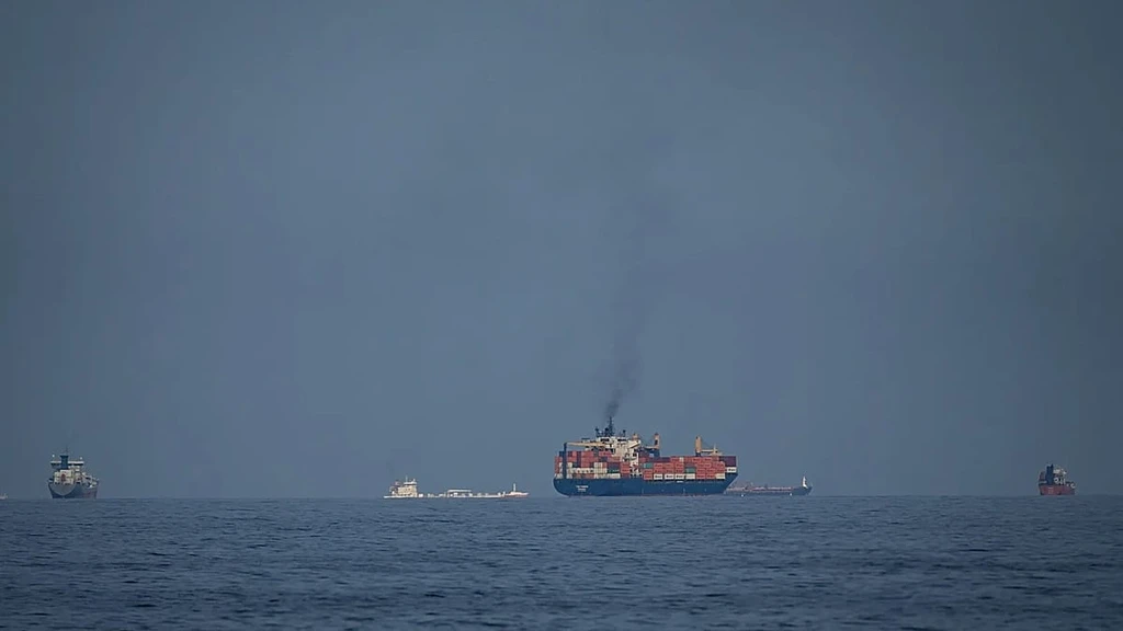 Russia, China Veto UN Strait of Hormuz Resolution Amid US Deadline