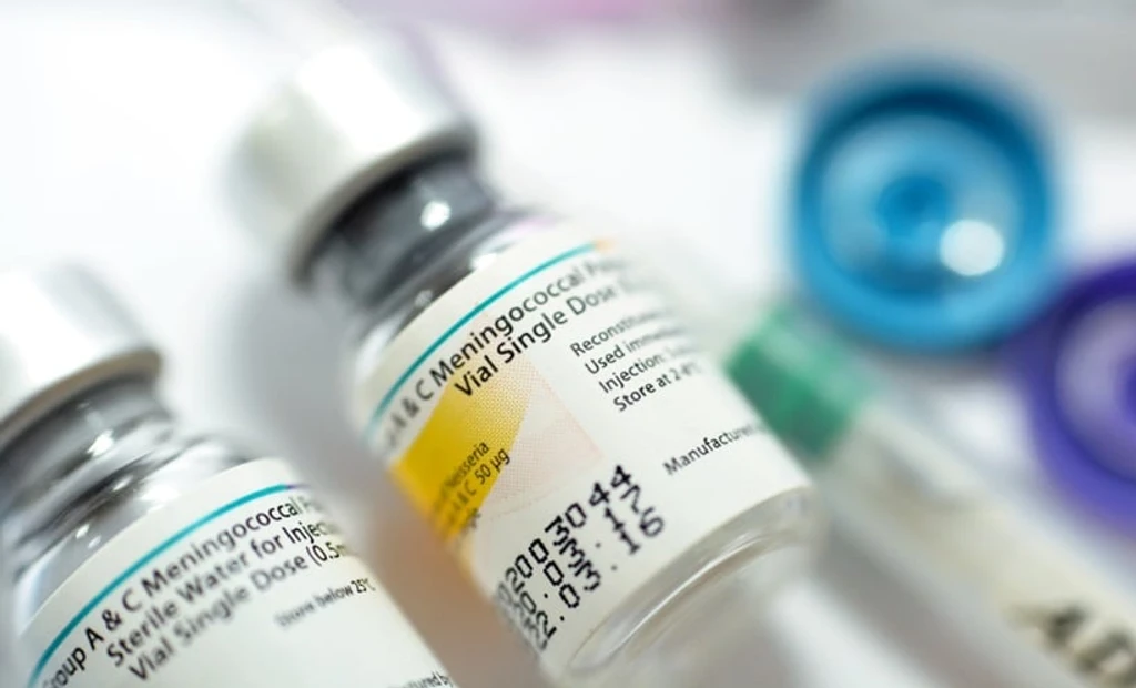 UK Meningococcal Outbreak Grows to 20 Cases in Kent Amid Antibiotic and MenB Vaccine Rollout