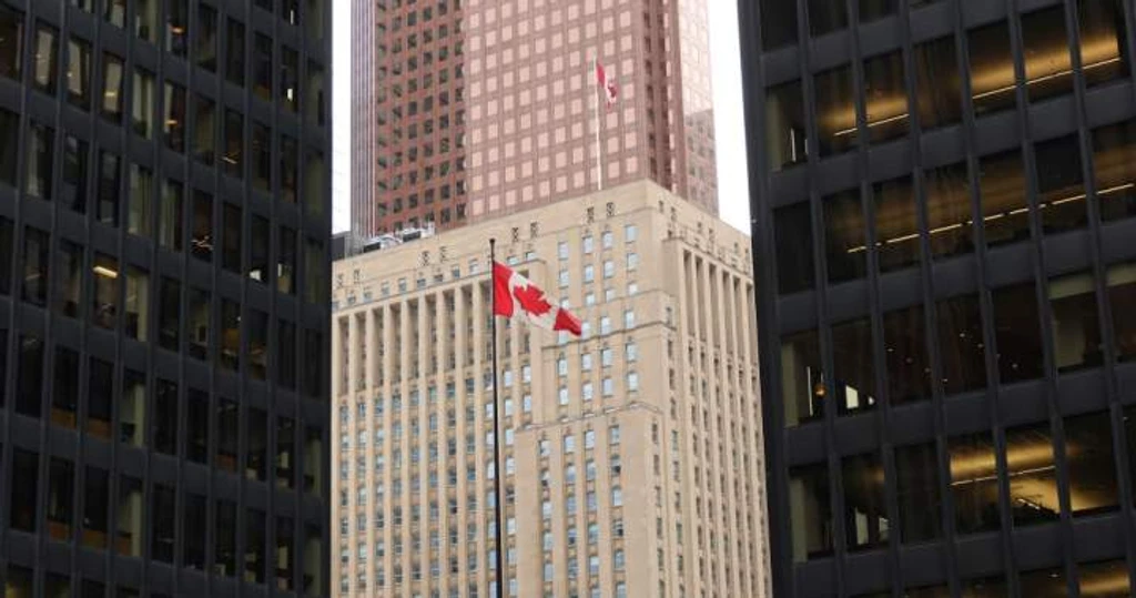 Rising Subprime Defaults Spark Economic Concerns