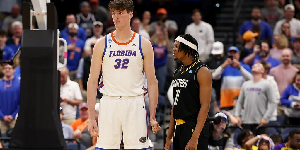 Olivier Rioux's Viral Dunk Stuns NCAA Tournament