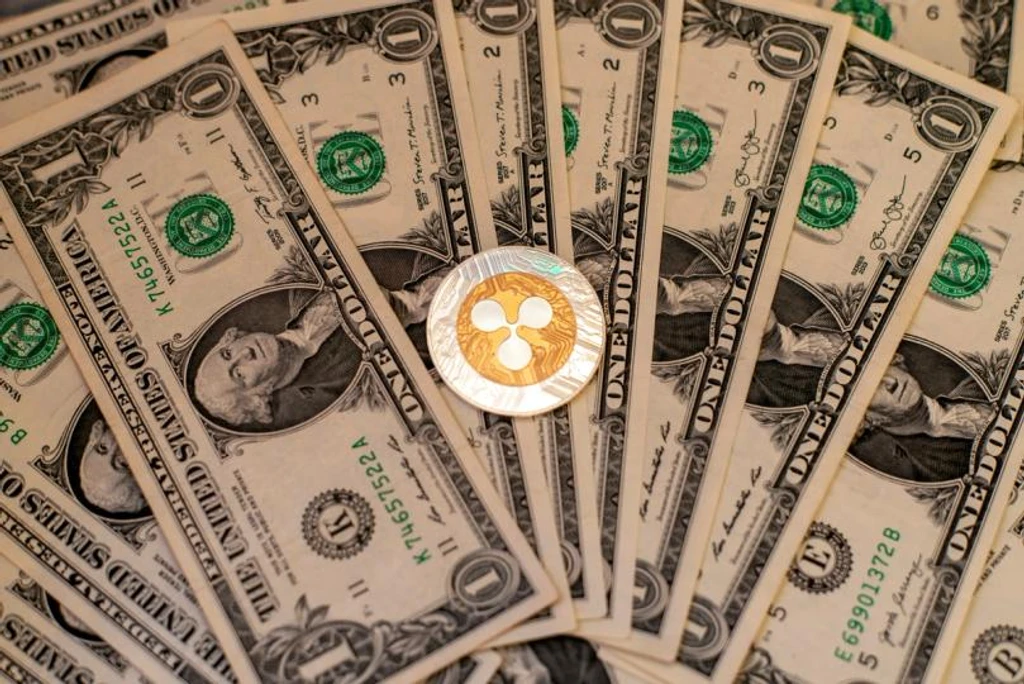 Ripple Leads $1 Billion Fundraise for XRP Treasury