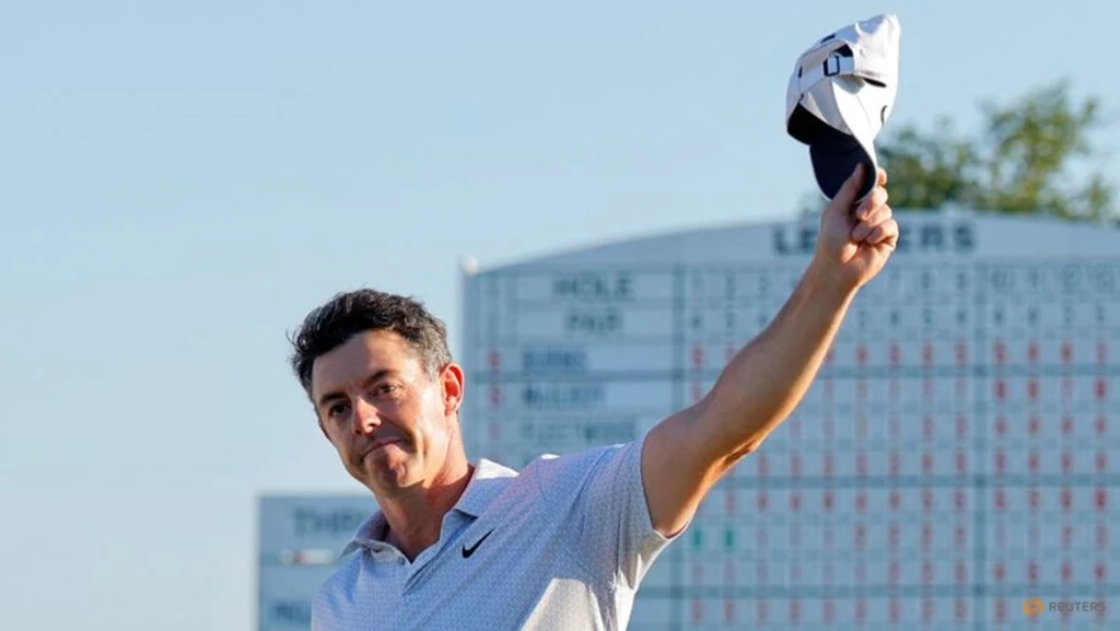 Masters: McIlroy Stumbles Early, Scheffler Surges at Augusta