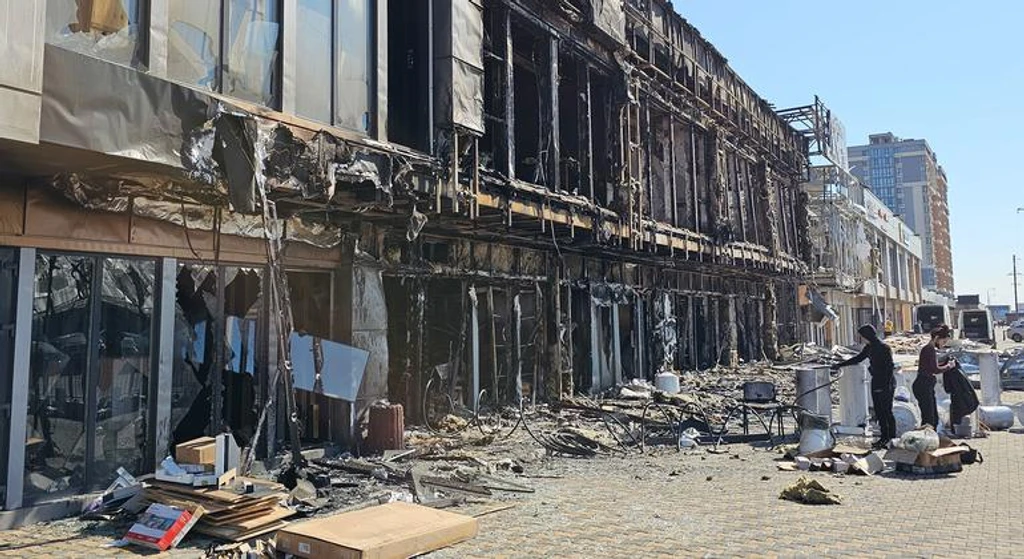Global Crises: Ukraine Strikes, Migrant Deaths Surge, Brazil Floods Devastate