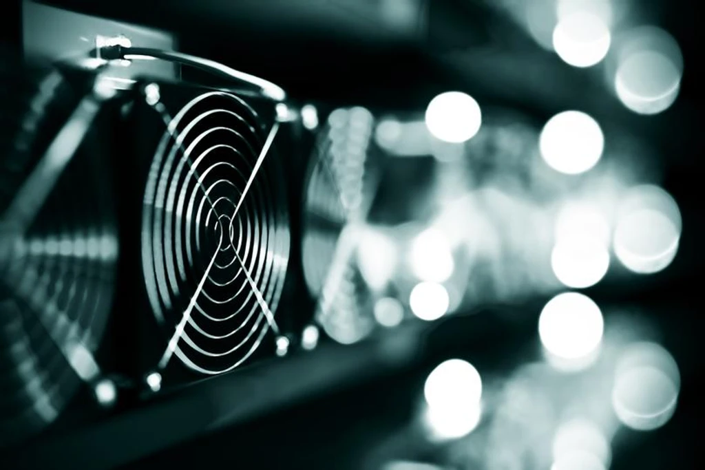 Riot Platforms Shares Surge 8% on Expanded AMD Data Center Deal