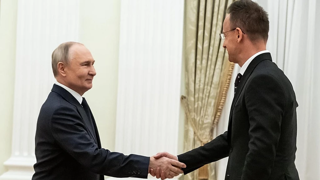 Putin Frees POWs to Hungary Amidst Energy Talks