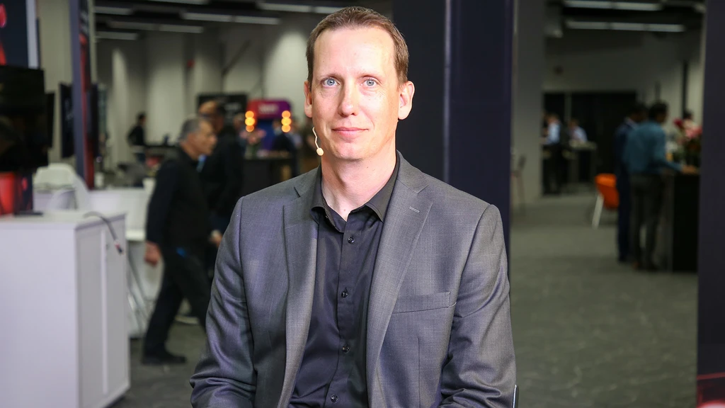 AI Agents Turn SaaS Into Headless Deterministic Engines