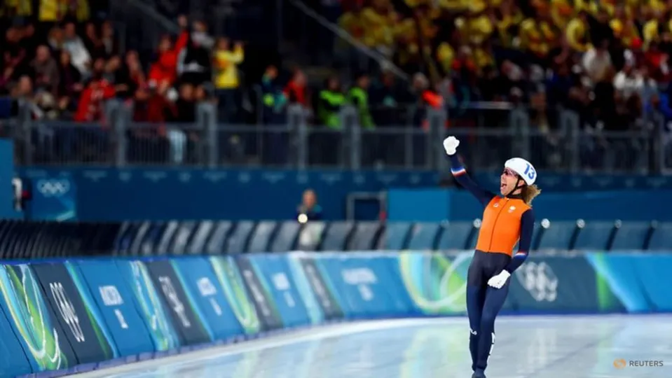 40-Year-Old Bergsma Strikes Gold: Speed Skating Legend Not Done Yet