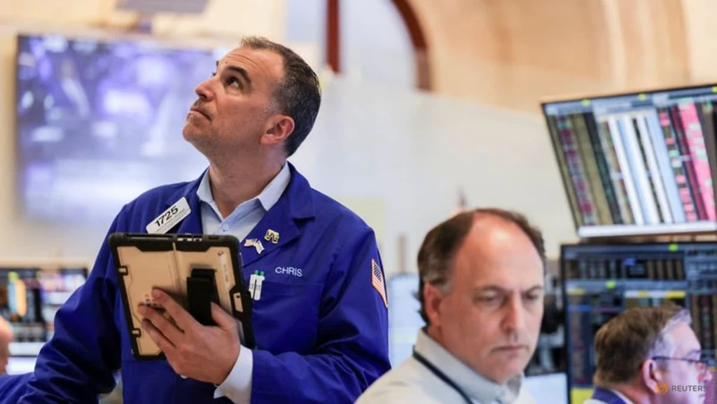 Wall Street Hits Record as Iran Talks Show Progress, Yields Dip