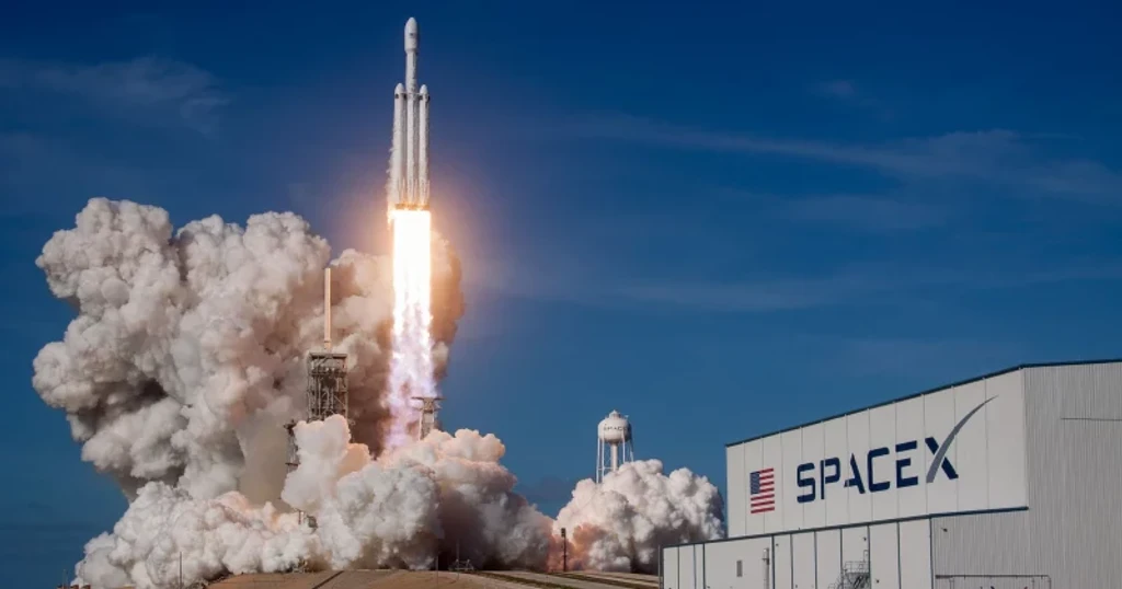 S&P 500 Keeps Megacap IPO Wait, SpaceX Faces Year-Long Delay