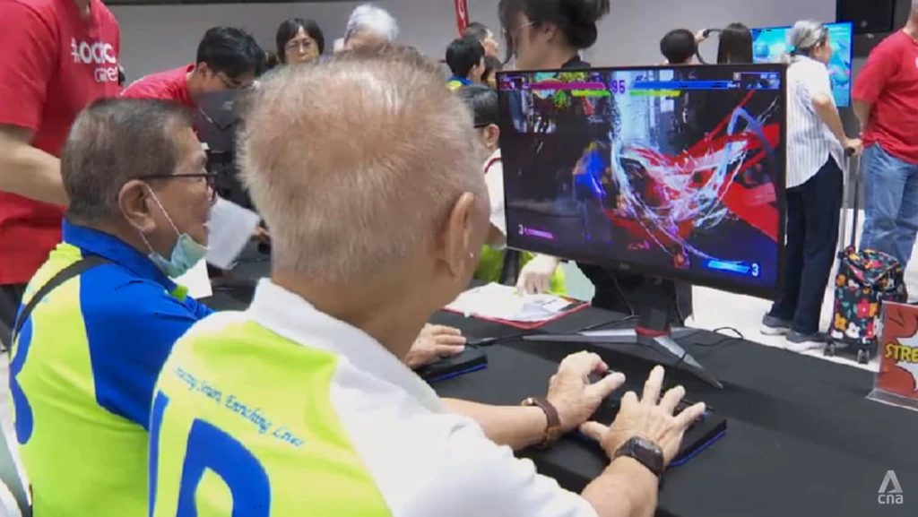 Singapore Seniors Level Up with Professional Esports Coaching