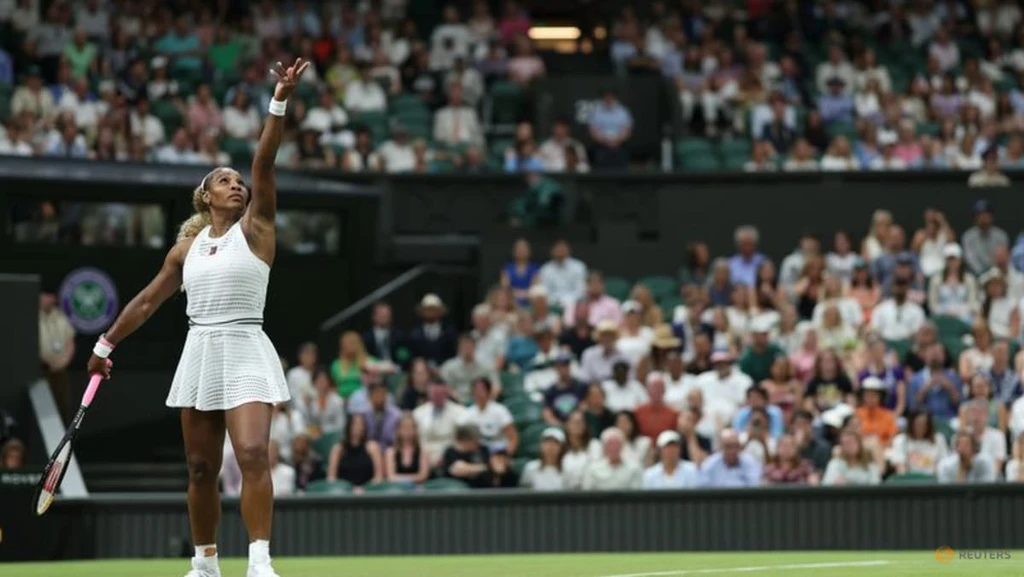Serena Williams Battles Knee Injury, Eyes Wimbledon Doubles With Venus