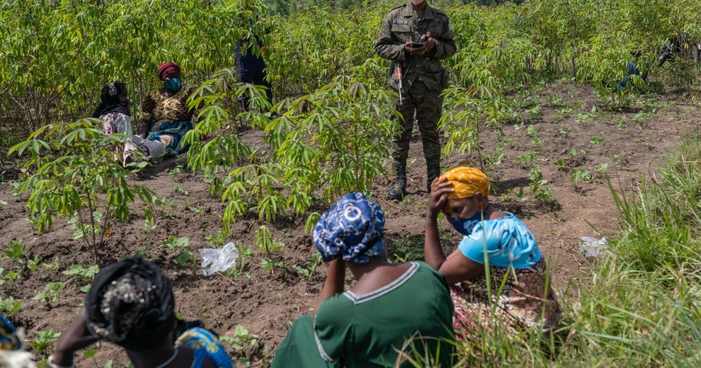 Second Ebola Clinic Torched in Congo as 18 Patients Escape