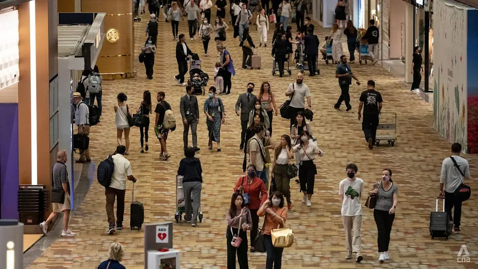 Measles Case Aboard SIA Flight Unlinked to Singapore Outbreak