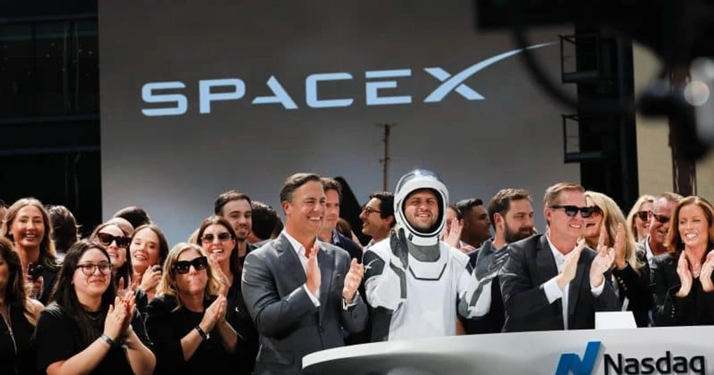 SpaceX Secures Record Capital in IPO and Bond Sale