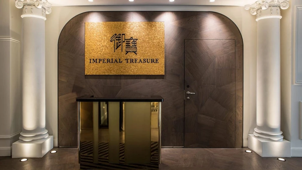 Imperial Treasure Earns First Michelin Star in Paris