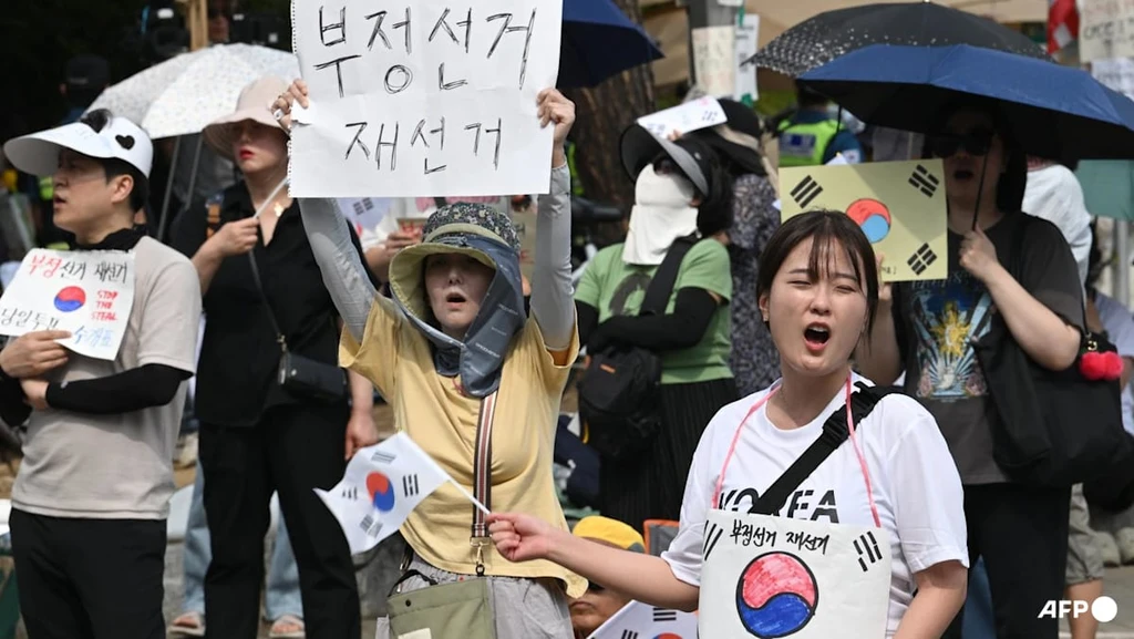 South Korean Parliament Launches Probe Into Election Ballot Shortages