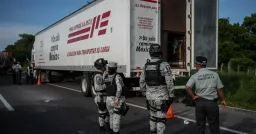 229 Migrants Found Trapped in Stolen Truck in Veracruz