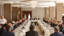 Armenia, Azerbaijan Civil Societies Deepen Peace Dialogue in Gabala
